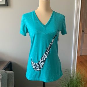 Nike Dri Fit Women's Teal T-shirt Animal Print Swoosh Size Medium